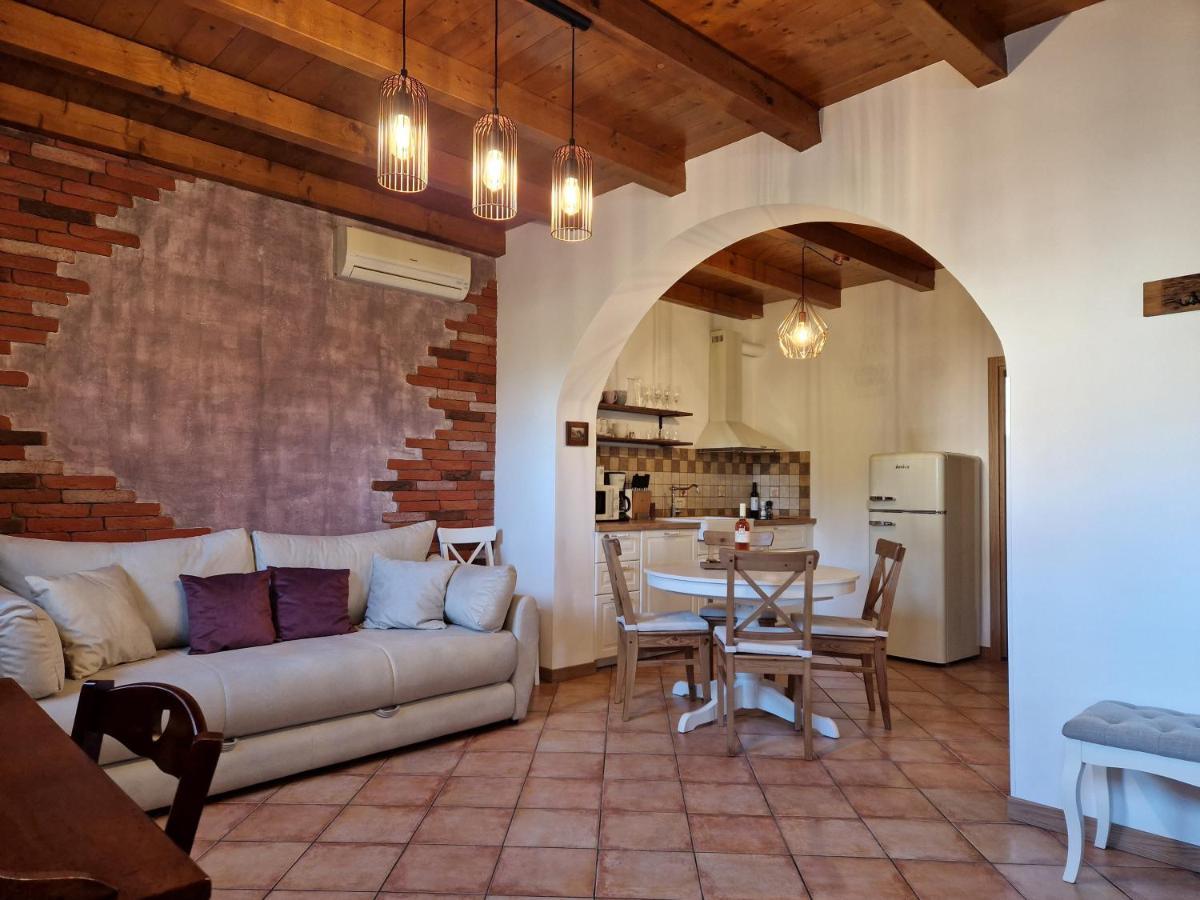 Wine & Apartment Vinales Koper városi község Kültér fotó