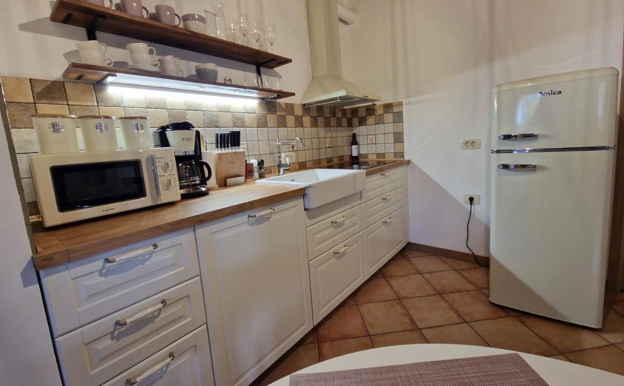 Wine & Apartment Vinales Koper városi község Kültér fotó